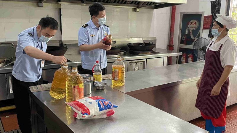 动物奶油与植物奶油：一场舌尖上的抉择